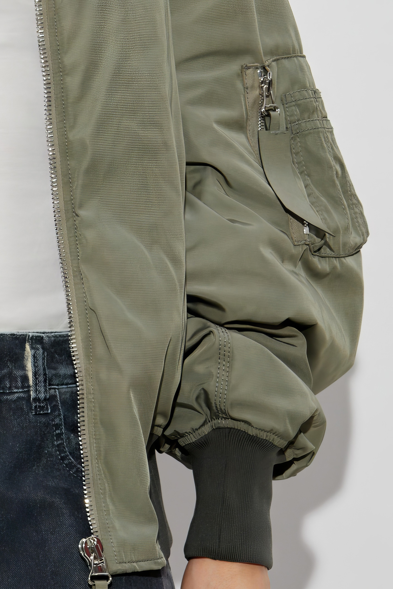 ジャケット THE ATTICO Women Jackets 250WCB00070 PLL001AA828 Green Anja'' military green bomber for Women | THE ATTICO®